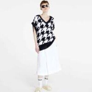 🧶Adidas Originals houndstooth sweater vest, M